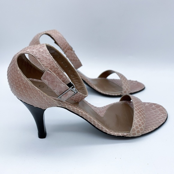 Gucci Snake Pattern Kitten Heel Ankle Strap Leather  Sandal in Rosy Pink - Picture 5 of 15